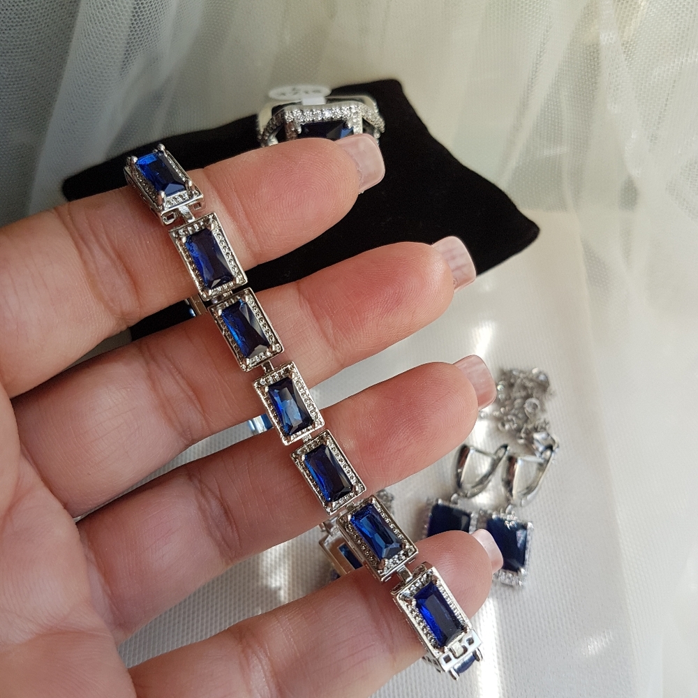 Swarovski Elements 925 Sterling Silver Emerald-cut Blue Pendant Necklace NEW - Picture 15 of 17